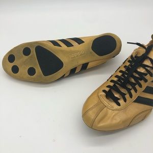 adidas azteca gold